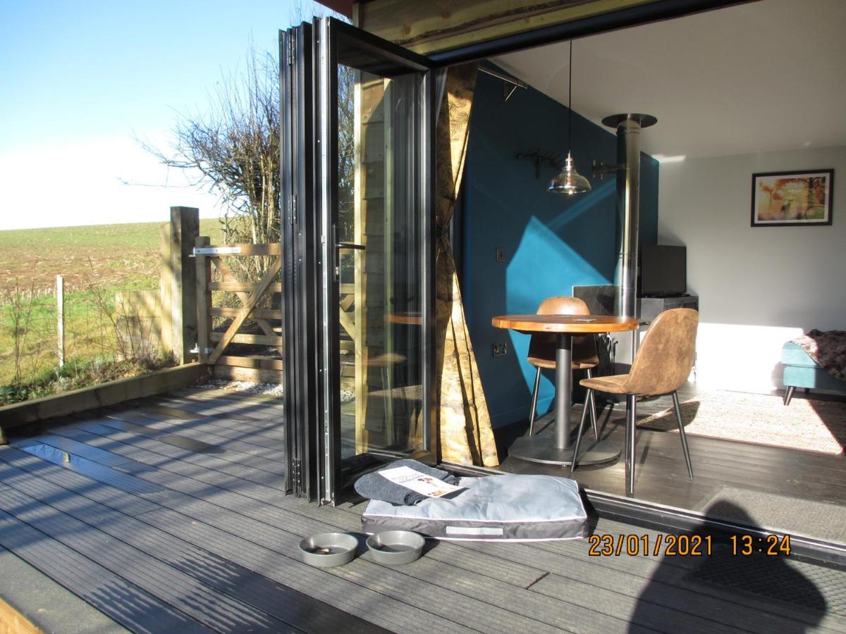 Stargazing Retreat Villa Merton  Exterior photo